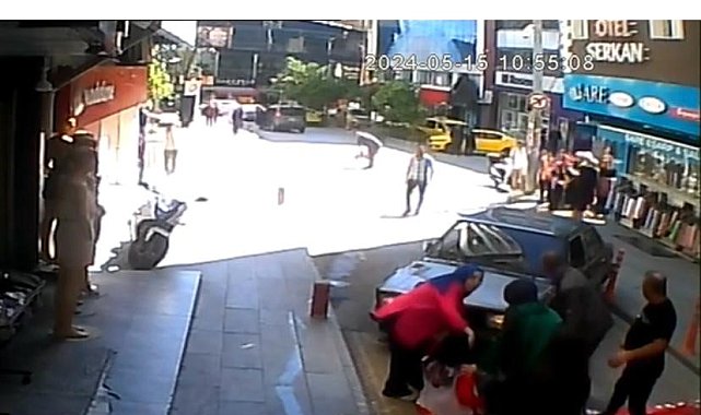 Isparta'da otomobil önce bisikletliye ardından yayaya çarptı