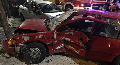 Isparta'da zincirleme kaza: 1 ölü, 6 yaralı