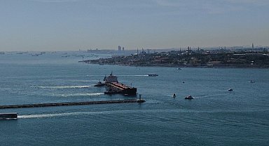 İstanbul Boğazı gemi trafiğine tekrar açıldı