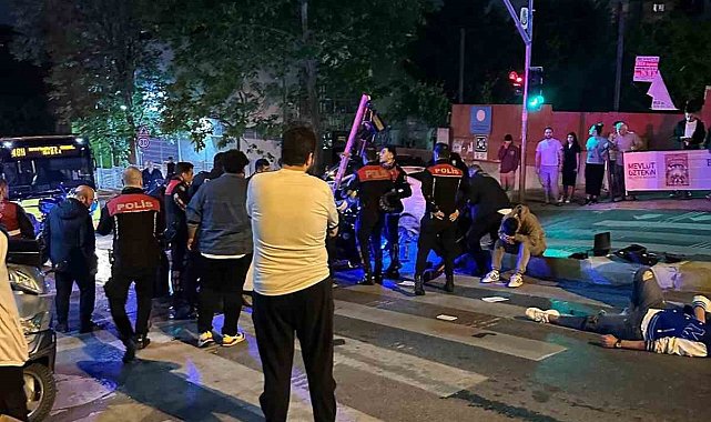 İstanbul'da "yetersiz ehliyet" kovalamacası kazayla bitti: 2'si polis 3 yaralı