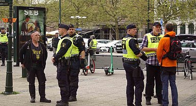 İsveç'te binlerce kişi İsrail'in Eurovision'da yarışmasını protesto etti