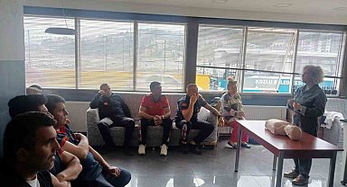 İtfaiye erlerine ilk yardım eğitimi