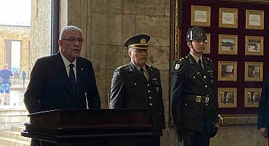 İYİ Parti lideri Dervişoğlu'ndan Anıtkabir'e ziyaret