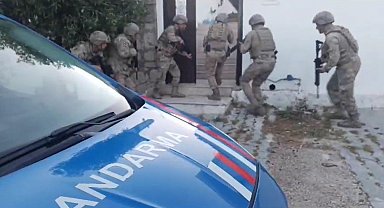 İzmir'de dolandırıcı şebekesi çökertildi: Dev operasyonda 11 gözaltı