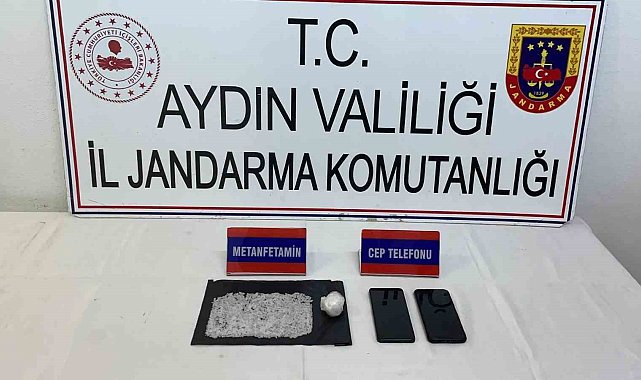 İzmir'den Aydın'a uyuşturucu sevkiyatına Jandarma engeli