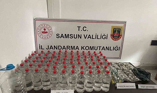 Jandarma depoda sahte alkol üretim maddeleri ele geçirdi