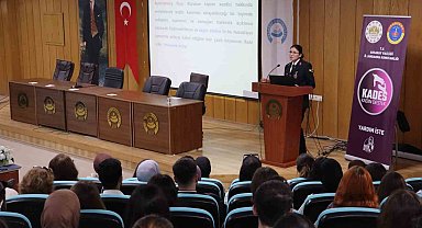 Jandarma ekipleri ASÜ'de KADES eğitimi verdi