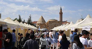 Jandarma Genel Komutanlığı'nın zırhlı araçları ilgi odağı oldu