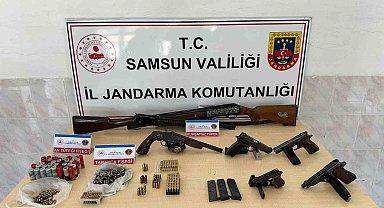 Jandarmanın operasyonunda silah ve mühimmat ele geçirildi