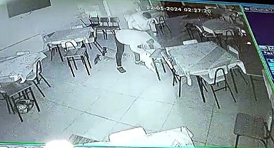 Kahvehaneyi bastılar, çalışanı darp ettiler