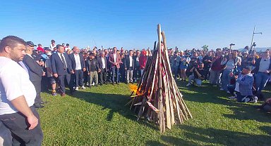Kakava ateşi ilk kez Tekirdağ'da yakıldı: Sokaklar doldu taştı