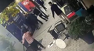 Karaköy'de börekçide bıçaklı avukat dehşeti: Üstüne mermer masa devrildi