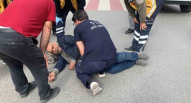Karaman'da kamyonetin çarptığı yaşlı adam yaralandı
