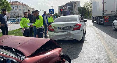 Karaman'da trafik kazası: 3 yaralı