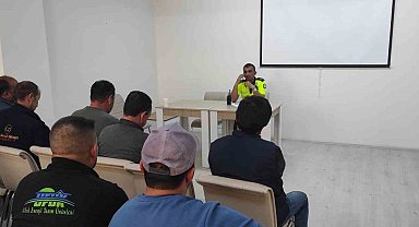 Karapınar'da motosikletlerle ilgili bilgilendirme toplantısı