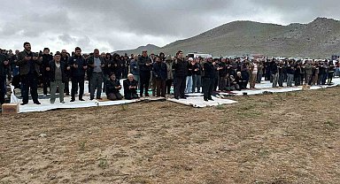 Karapınar'da yağan yağmurlar için şükür duası yapıldı