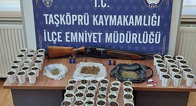 Kastamonu'da karton bardak içerisinde uyuşturucu ele geçirildi