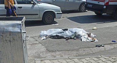 Kaza yapan motokurye hayatını kaybetti