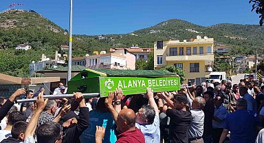 Kazanın kardeşinden ayırdığı 8 yaşındaki Doruk toprağa verildi