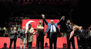 Keçiören'de 19 Mayıs coşkusu 'Gençlik Alayı Yürüyüşü' ve konserlerle kutlandı
