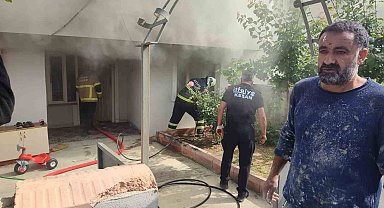 Keşan'da bir evde çıkan yangında eşyalar kullanılamaz hale geldi