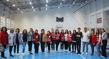 Kırklareli'nde öğrencilerden kan bağışı