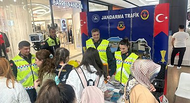 Kırklareli'nde trafik kuralları hakkında vatandaşlar bilgilendirildi