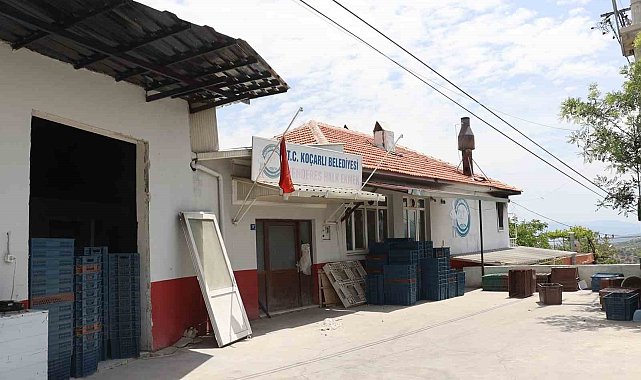 Koçarlı'da faaliyeti durdurulan 'Halk Ekmek Fabrikası'nın paylaşılan fotoğrafları tepki topladı