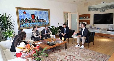 Konsoloslar Başkan Mandalinci ile görüştü