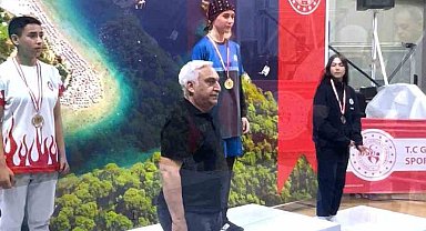 Kozanlı boksör Türkiye Şampiyonu oldu