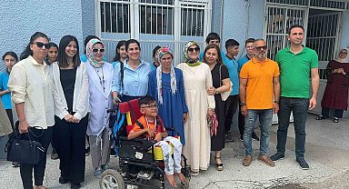 Küçük Yasin engel tanımadı