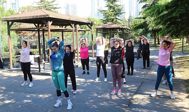 Küçükçekmece'de sabah sporlarına büyük ilgi