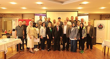 Kurumsallaşma tüm dünyanın sorunu