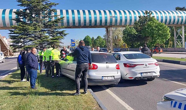 Kütahya'da 9 aracın karıştığı zincirleme trafik kazası: 1 yaralı