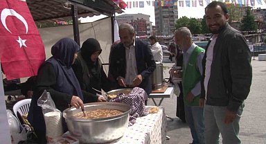 Kütahya'da Filistin yararına hayır çarşısı