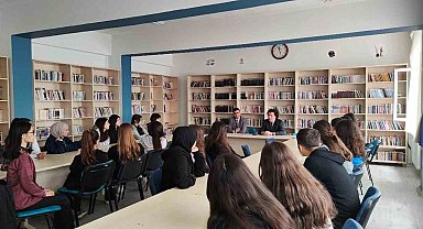 Kütahya'da öğretmenlerin "Şehirli Olmak" başlıklı atölye çalışması