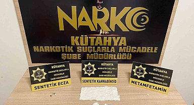 Kütahya'da otobüs yolcusunun üzerinde uyuşturucu ele geçirildi