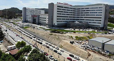 Kütahya'da otopark sıkıntısı vatandaşları zor durumda bırakıyor