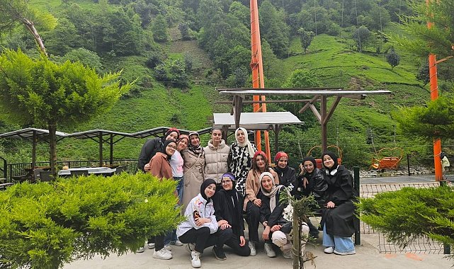 Lise öğrencilerinin Trabzon ve Rize gezisi