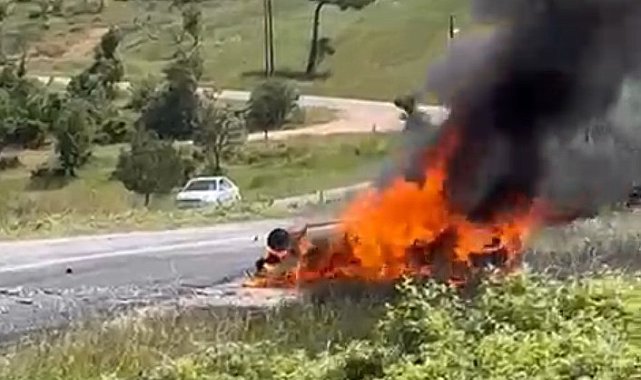 Manisa'da feci kaza: Araç sürücüsü yanarak can verdi, 7 kişi yaralandı
