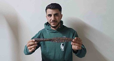 Mantar aramaya giden genç tarihi mızrak ucu buldu