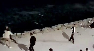 Mendirekte gençler birbirine girdi