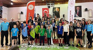 Menteşe Belediyespor madalyaya doyamadı