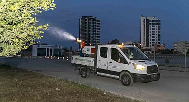 Mersin'de haşere ve larva gündüz, uçkun ilaçlaması ise gece yapılıyor
