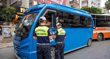 Mersin'de zabıta ekipleri yolcu güvenliği için araç denetimlerini sıklaştırdı