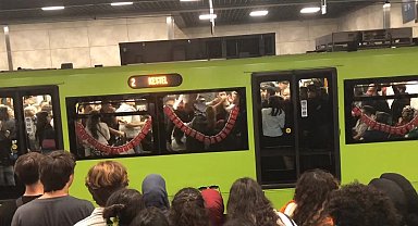 Metro vagonunu ringe çevirdiler