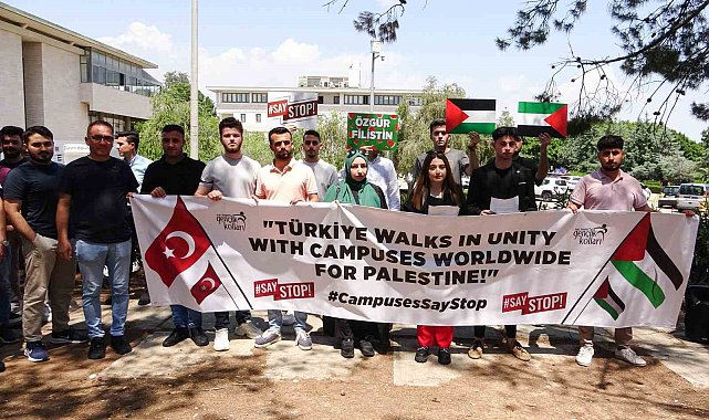 MEÜ'de bir grup öğrenci, İsrail'in Gazze'ye yönelik saldırılarını protesto etti