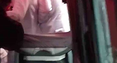 Minibüs şoförleri özel servis kiralayan üniversite öğrencilerine kızdı, yol keserek darp etti