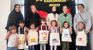 Miniklerden annelerine duygulandıran hediye