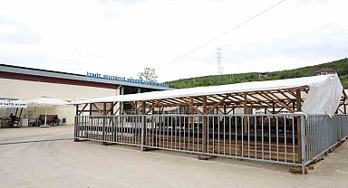 Modern hayvan pazarına kurbanlıklar gelmeye başladı